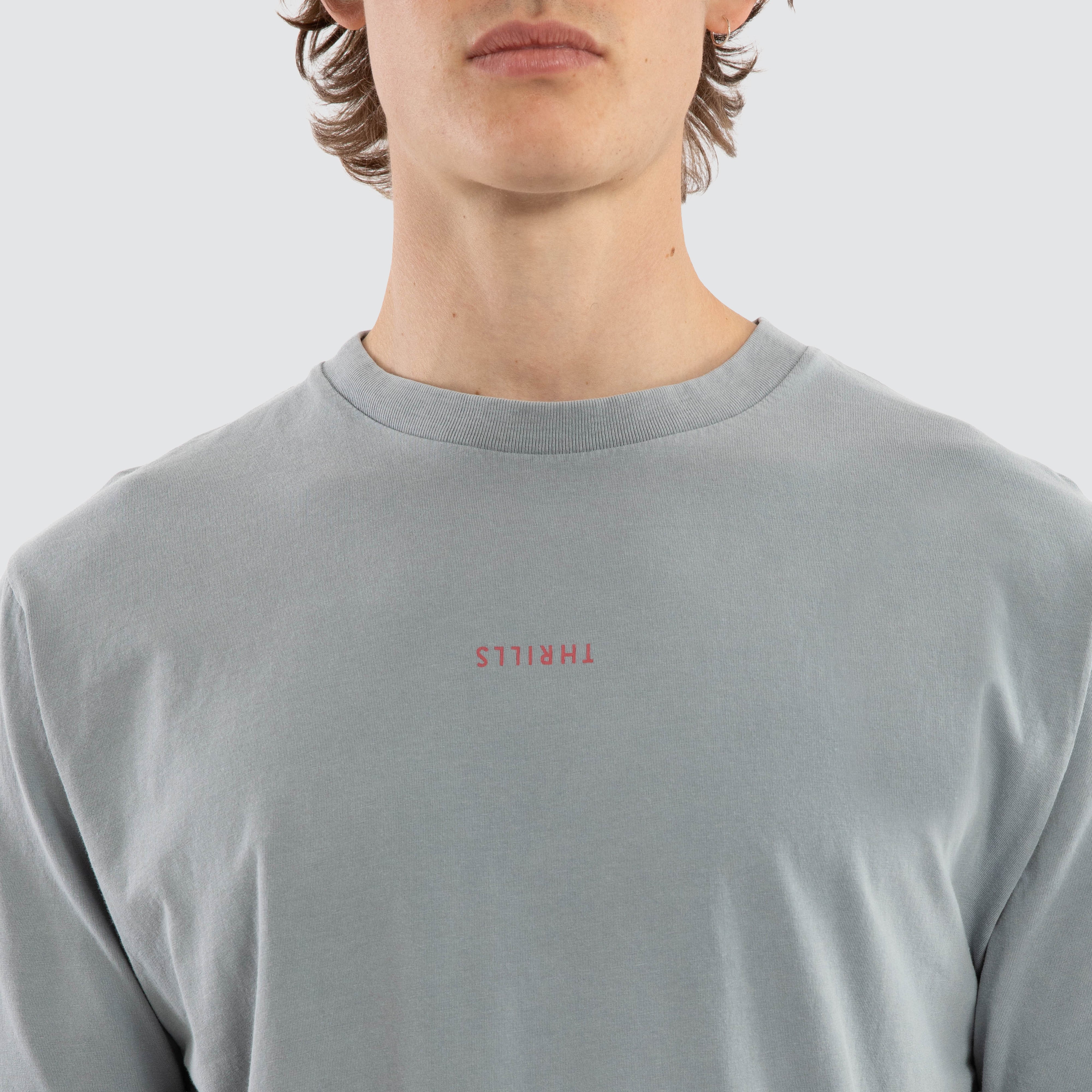 ONYONE 迷彩柄 スノーボードウェア 180/100A