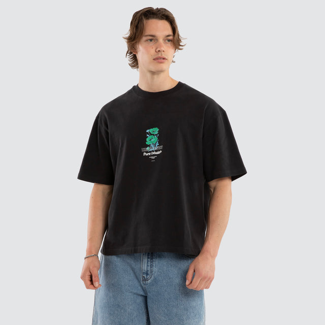 Pure Delusion Oversize Cropped Tee Faded Black