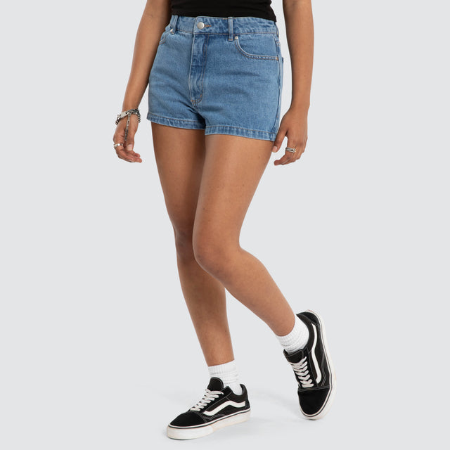 Studio Denim Short Worn Blue