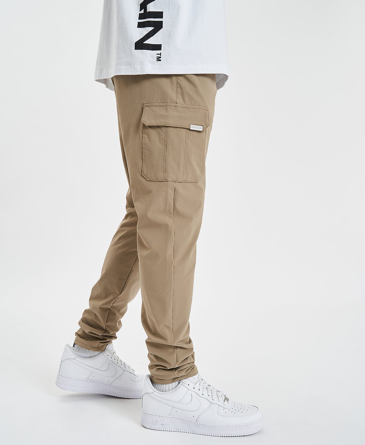 White skinny cargo on sale pants