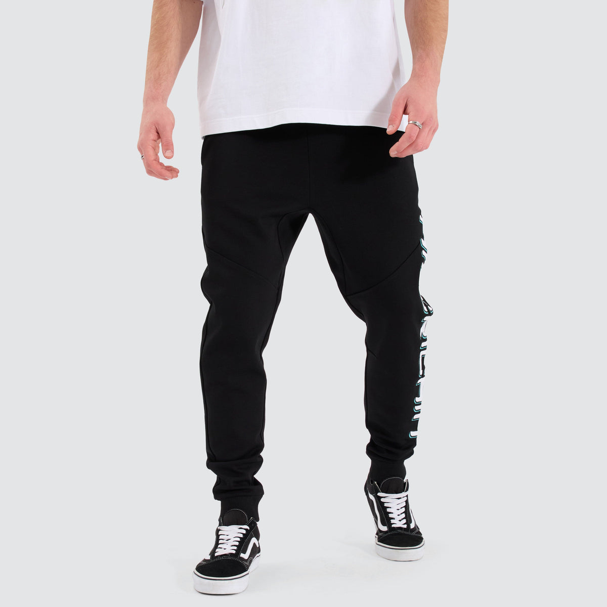 Americain Matrix Slim Trackpant in Jet Black – Neverland Store