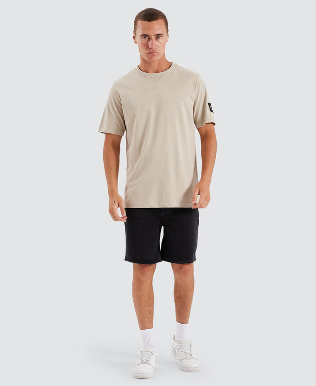 Calvin Klein Badge Regular T-Shirt Taupe Neutral