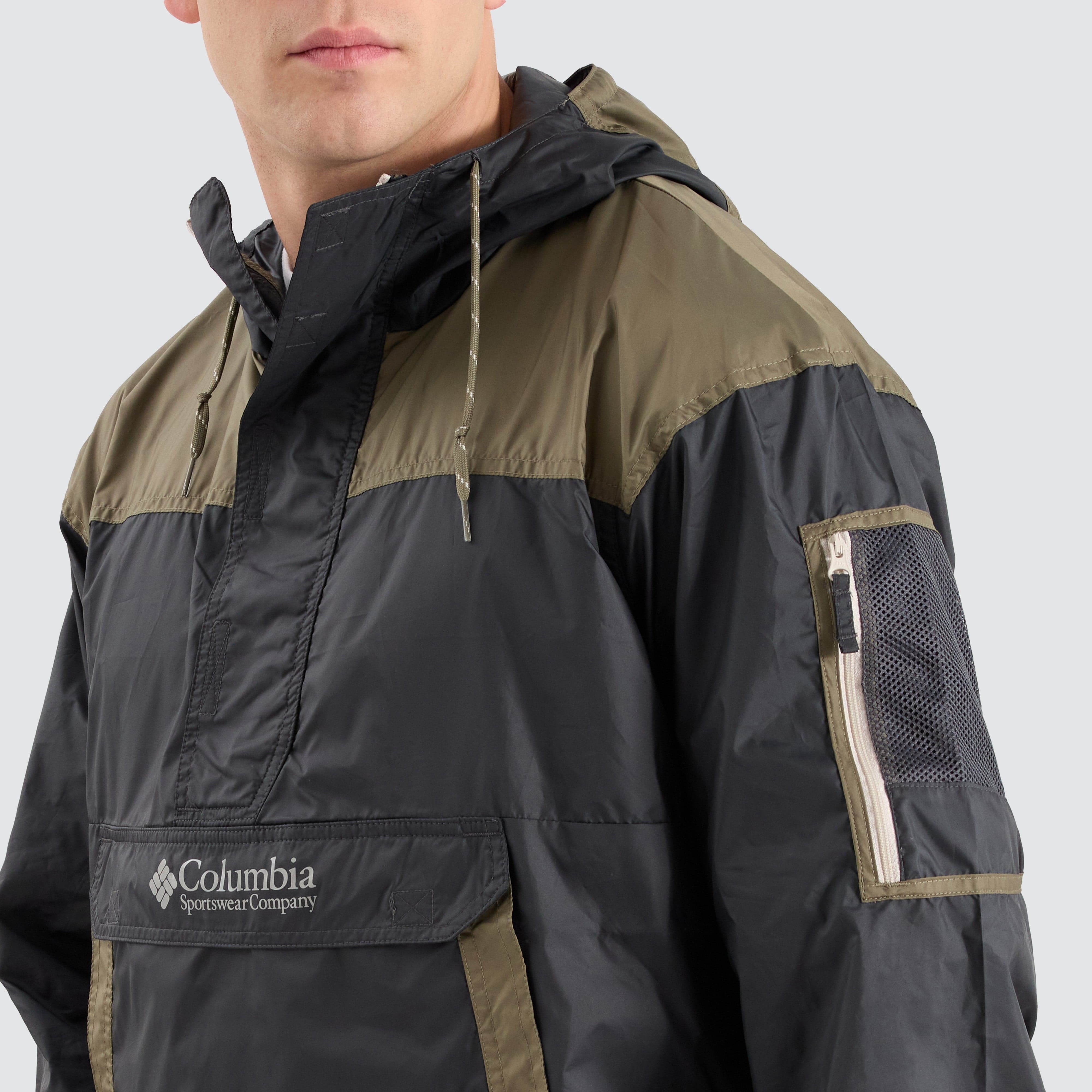 Columbia challenger windbreaker in black best sale