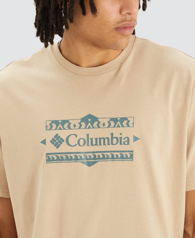 Columbia Explorers Canyon™ Back Short Sleeve T-Shirt Brown