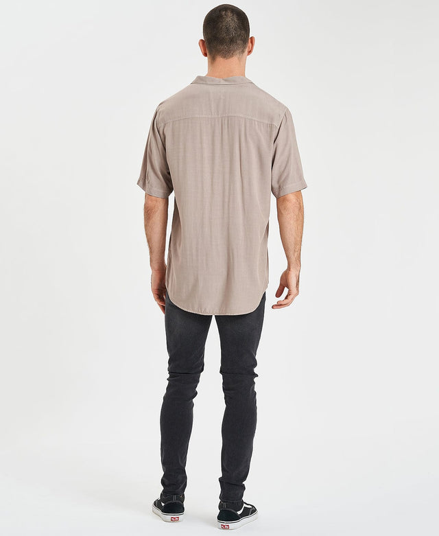 Inventory Oxford Relaxed Short Sleeve Shirt Pigment Taupe