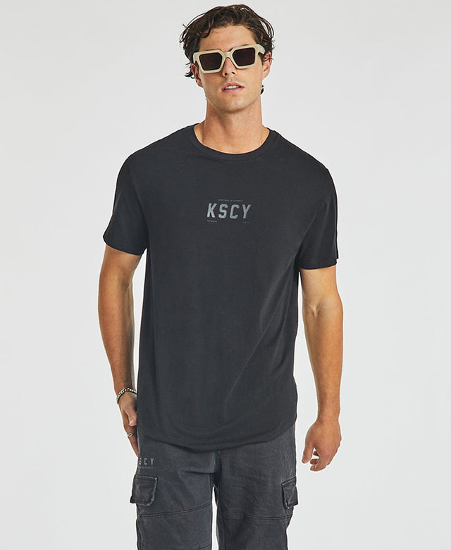 Kiss Chacey Canton Dual Curved T-Shirt Jet Black