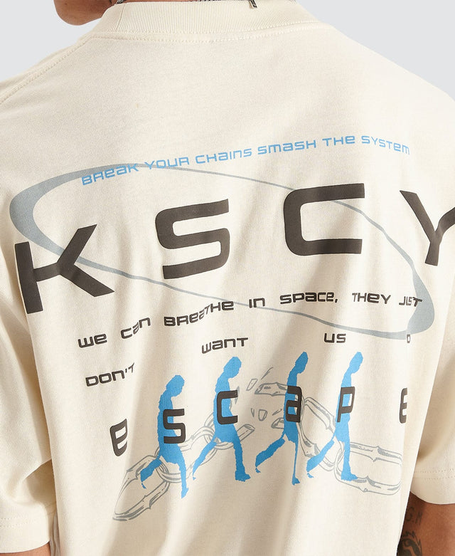 Kiss Chacey Escape Heavy Street T-Shirt Tofu