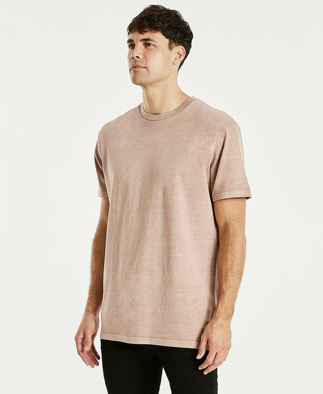 Kiss Chacey Essentials Relaxed Fit T-Shirt Sphinx