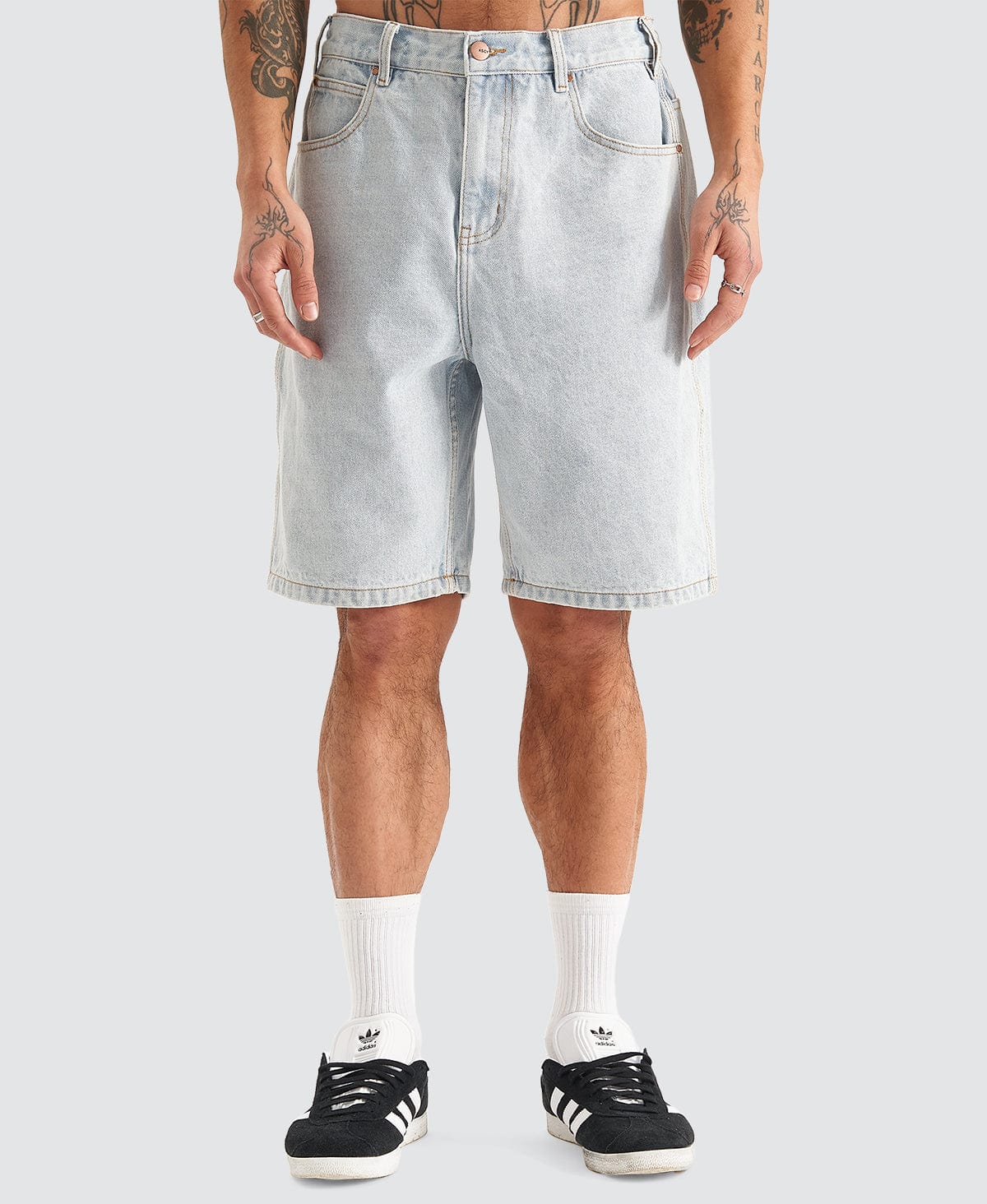 Hyson Baggy Denim Shorts in Light Blue | Neverland – Neverland Store