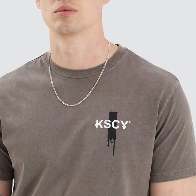 Kiss Chacey Reston Dual Curved Tee Pigment Iron