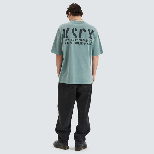 Kiss Chacey Schism Heavy Tee Pigment Trellis