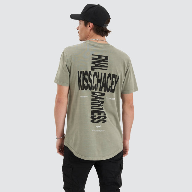 Kiss Chacey Shroudbound Tee Pigment Shadow