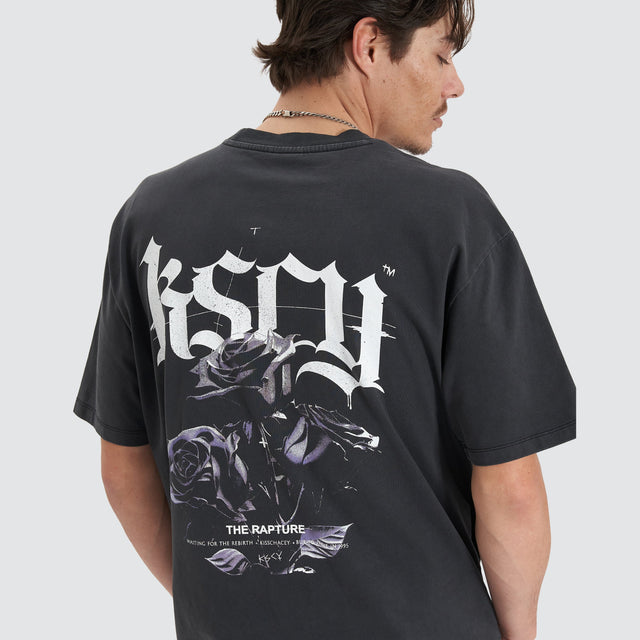 Kiss Chacey Tin Petal Tee Pigment Black