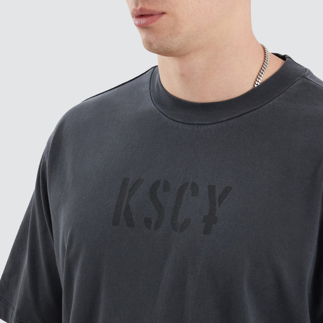 Kiss Chacey Wissle Oversized Tee Pigment Black