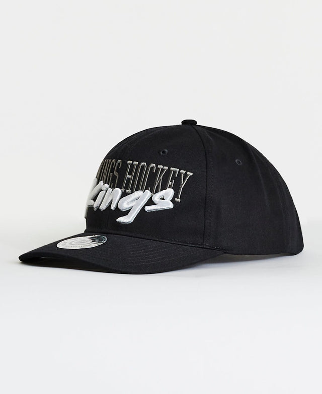 Majestic Athletic NHL City Script DS King Cap Black