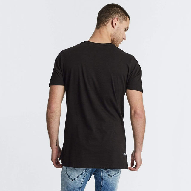 Nena and Pasadena Hybrid Step Hem T-Shirt Jet Black