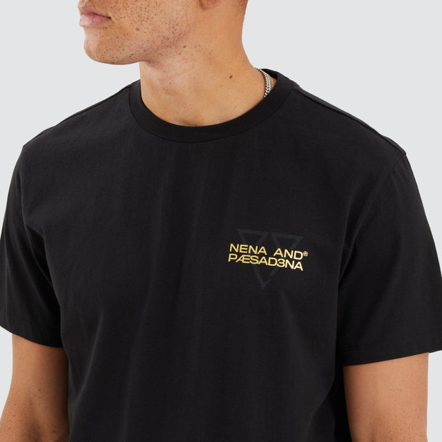 Nena and Pasadena Level Dual Curved Tee Jet Black