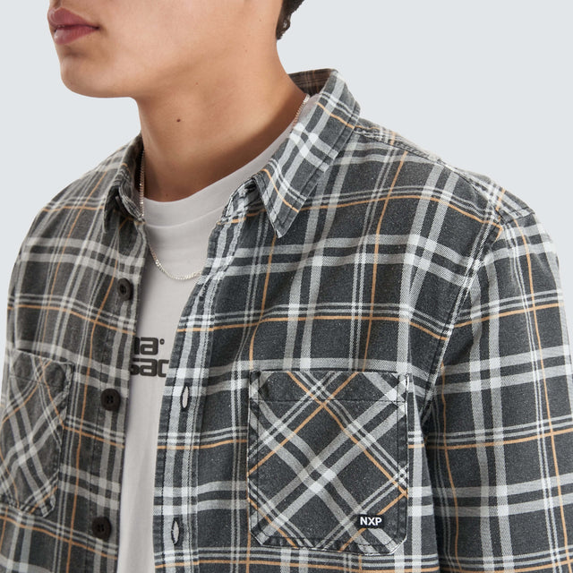 Nena and Pasadena South Elevation LS Shirt Anthracite/White Check