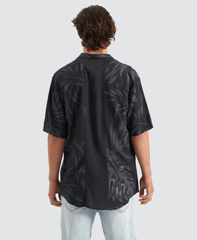 Nena & Pasadena Selector Relaxed Short Sleeve Shirt Black Print