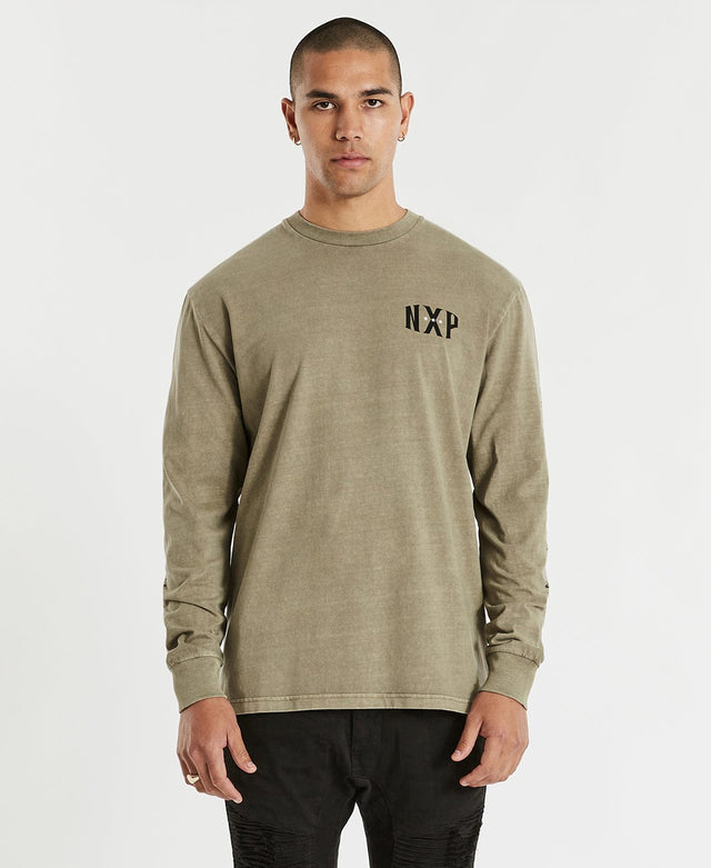 Nena & Pasadena Turbine Relaxed L/S Tee - Pigment Taupe BROWN