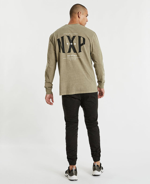 Nena & Pasadena Turbine Relaxed L/S Tee - Pigment Taupe BROWN