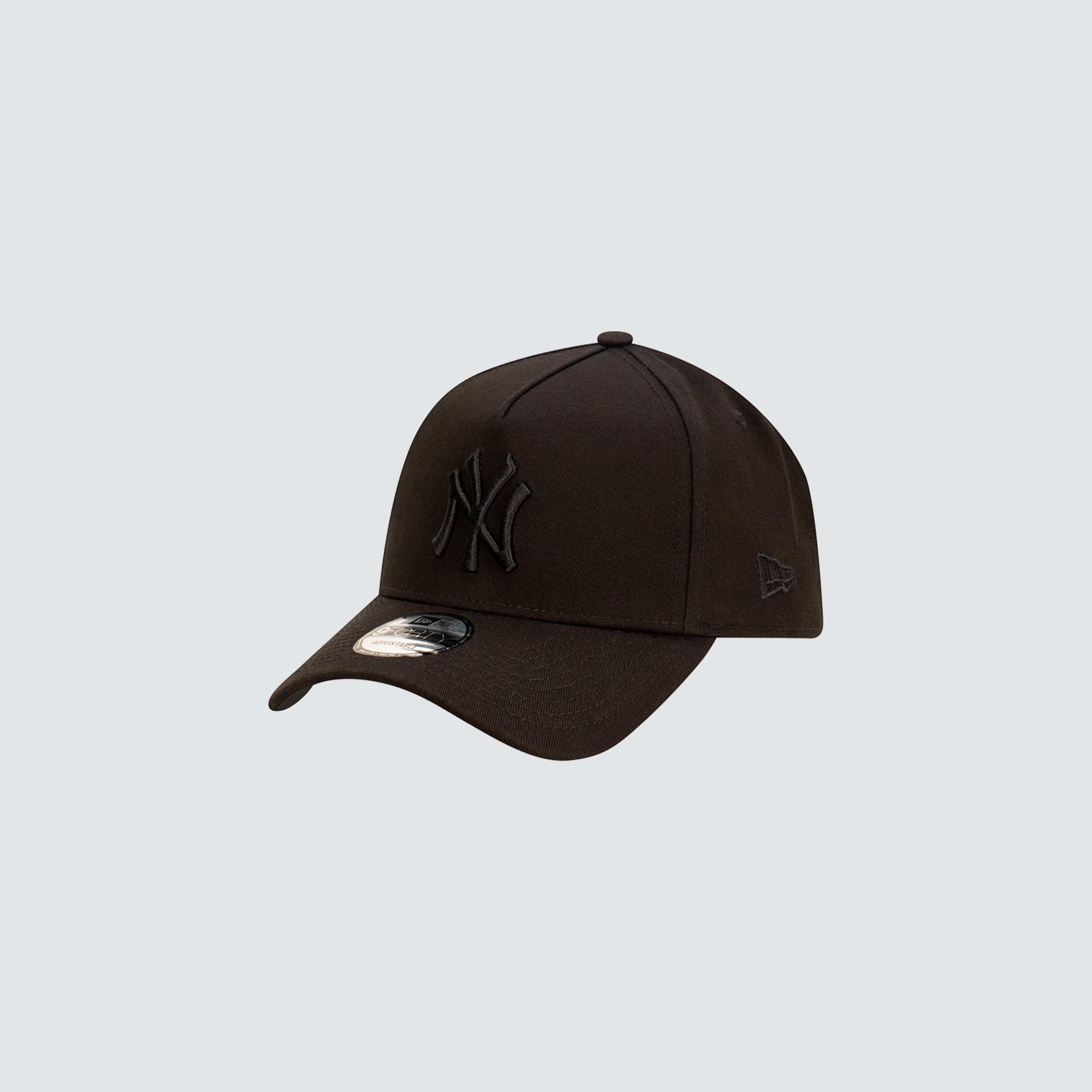 New Era NY Yankees 9FORTY A-Frame Snapback in Black | Neverland Store