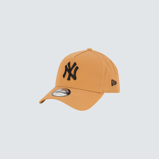 New Era NY Yankees 9FORTY A-Frame Snapback Wheat