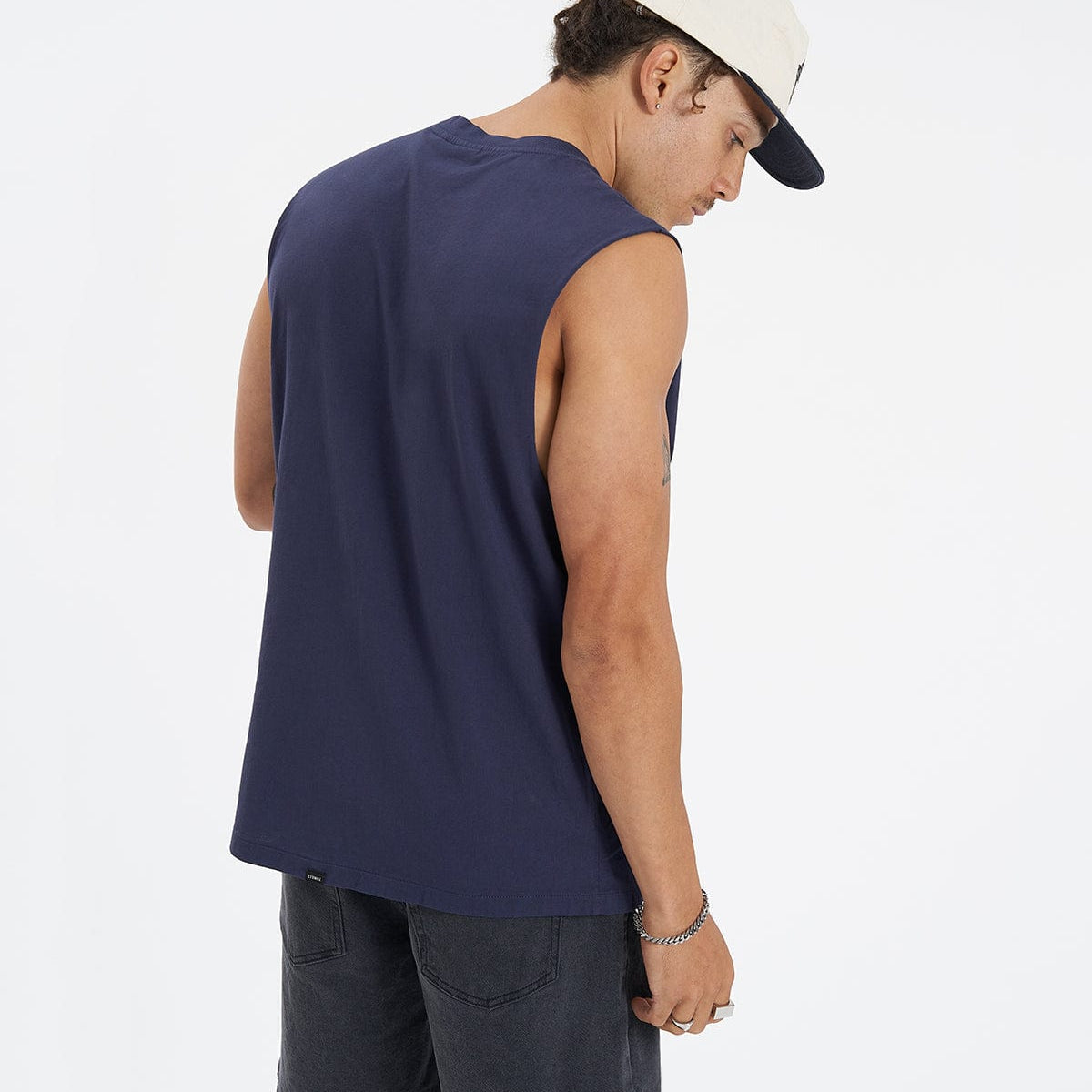 Minimal Thrills Merch Fit Muscle Tee Station Navy | Neverland ...