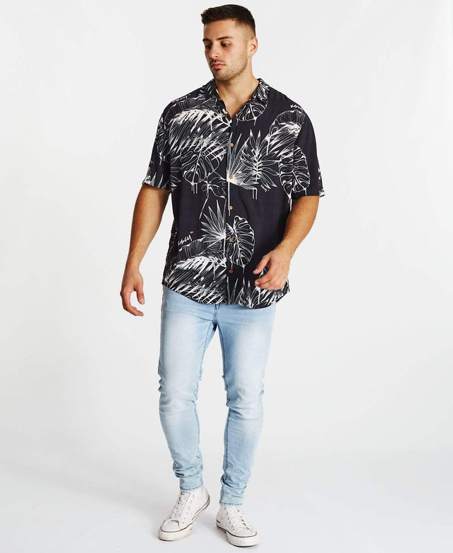 Kiss Chacey Bad Lands Relaxed Short Sleeve Shirt Black Print