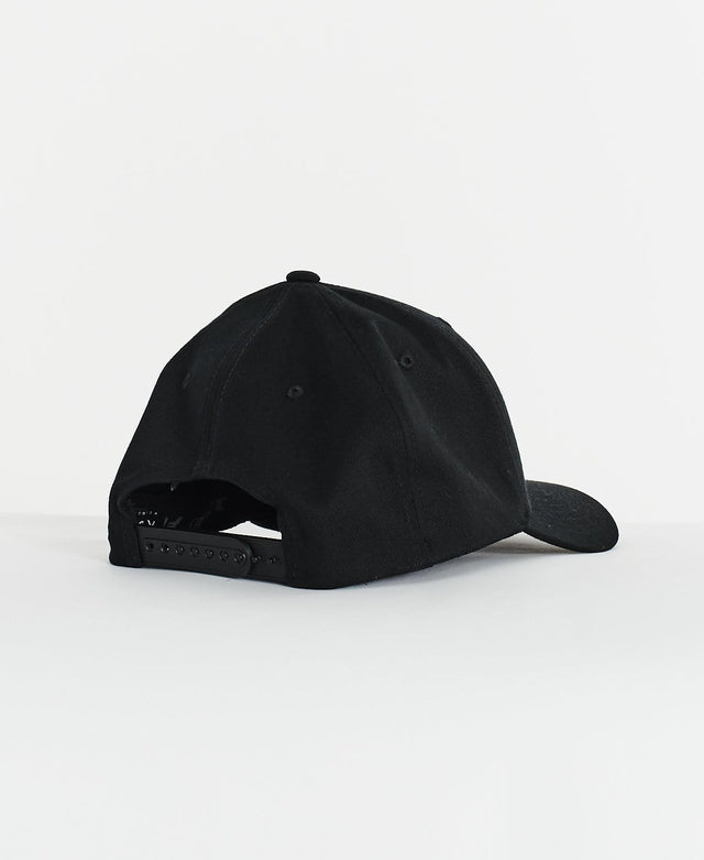 Kiss Chacey Elevate Cap Jet Black