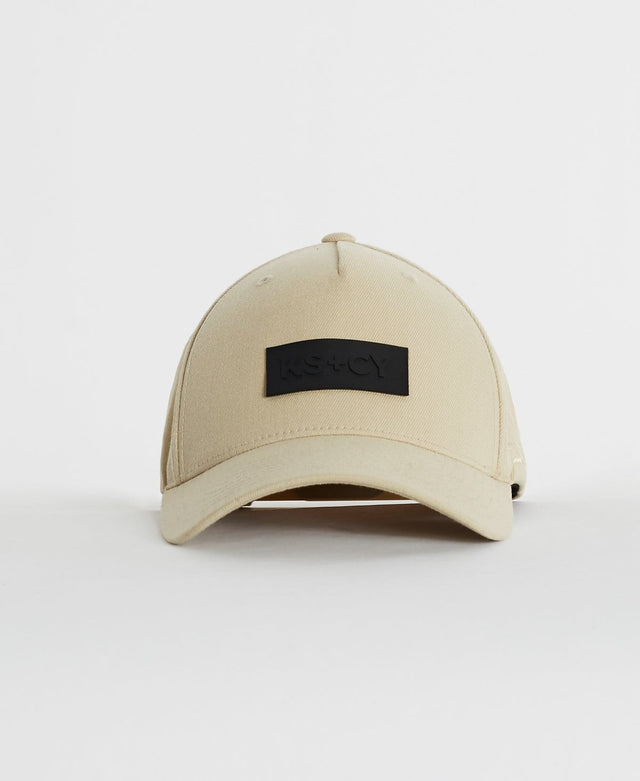 Kiss Chacey Riverside Cap Sand