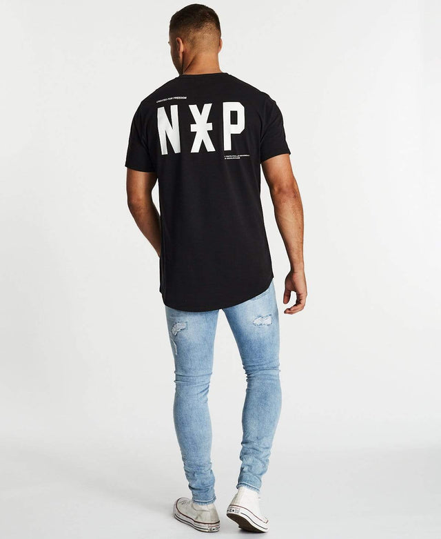 Nena & Pasadena Aligned Scoop Back T-Shirt Pigment Black