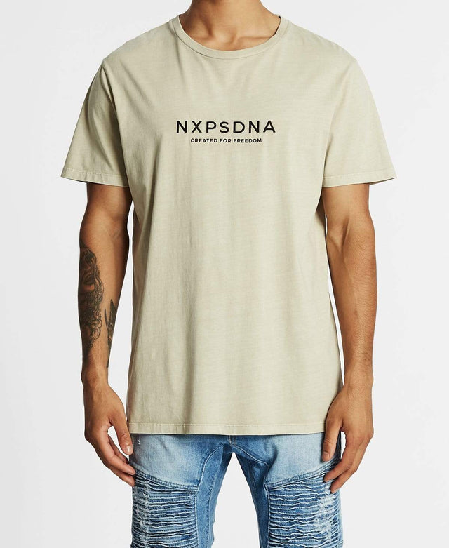 Nena & Pasadena Remington Scoop Back T-Shirt Pigment Sand