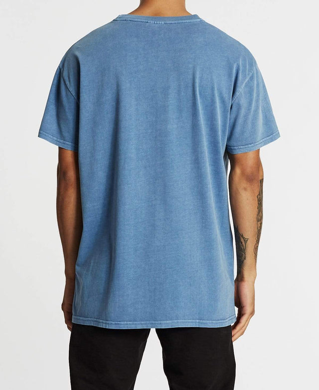 Nomadic Divide Custom Fit T-Shirt Pigment Blue