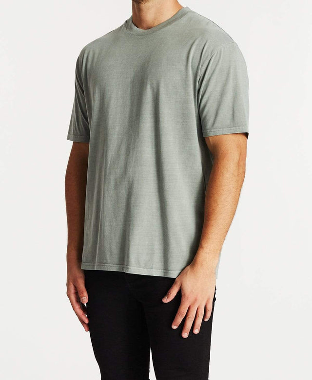 Sushi Radio Freedom Box Fit T-Shirt Pigment Grey